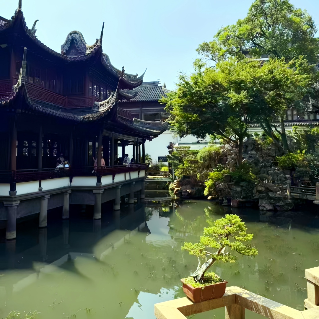 The Best Time to Visit Shanghai: Seasonal, Monthly Weather and Climate Guide