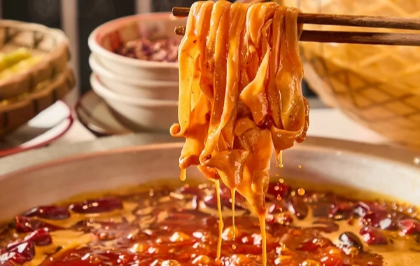 Chongqing Hot Pot vs. Sichuan Hot Pot: Exploring Two Legends of Chinese Fire & Flavor