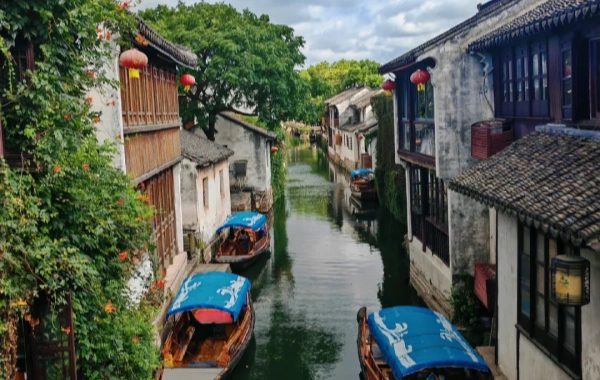 Zhouzhuang: The Metamorphosis from Waterlogged Fishing Village to World-Renowned Water Town-2