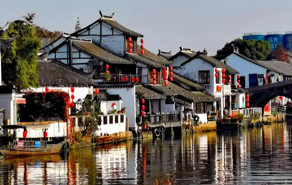Zhujiajiao Ancient Town: A Leisurely Journey from a Thousand-year-old canal transportation Hub to the living room of Shanghai's water towns-4