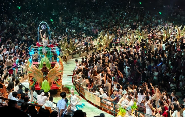 Chimelong Grand Circus: A Fantastic Journey from Global Hidden Gems to the Guangzhou Stage-2