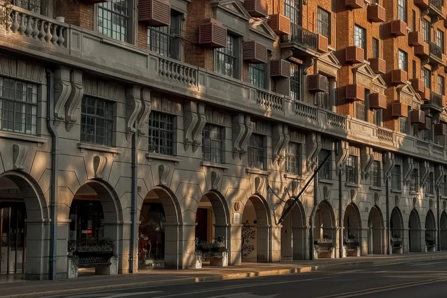 Wukang Road: Un voyage à travers un siècle de charme de Shanghai sous les arbres d'avion-3