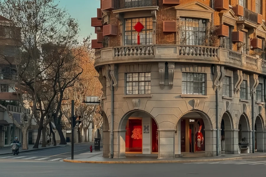 Wukang Road: Un voyage à travers un siècle de charme de Shanghai sous les arbres d'avion-4