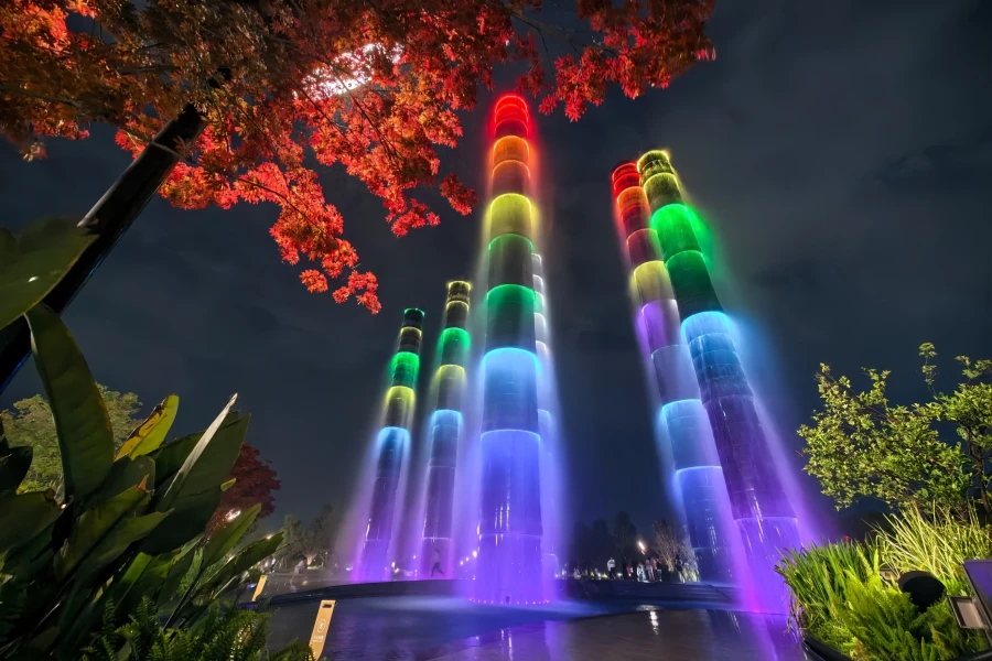 Chengdu SKP Tower: A Journey Through a Future Water Tower and Light Art in the City Center-3