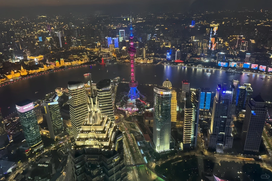 Shanghai World Financial Center Tourist Hall: A cloud tour of the top of the city