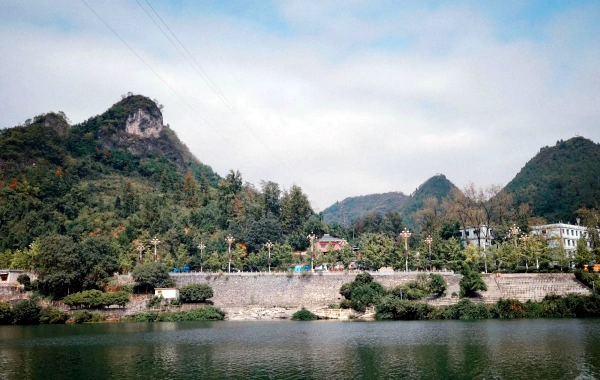 Grande ville frontalière de Ming: Voyage au berceau de l'histoire de Guizhou et Six siècles de culture frontalière-3