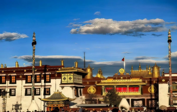Temple Jokhang : Le pèlerinage ultime dans le bouddhisme tibétain-2