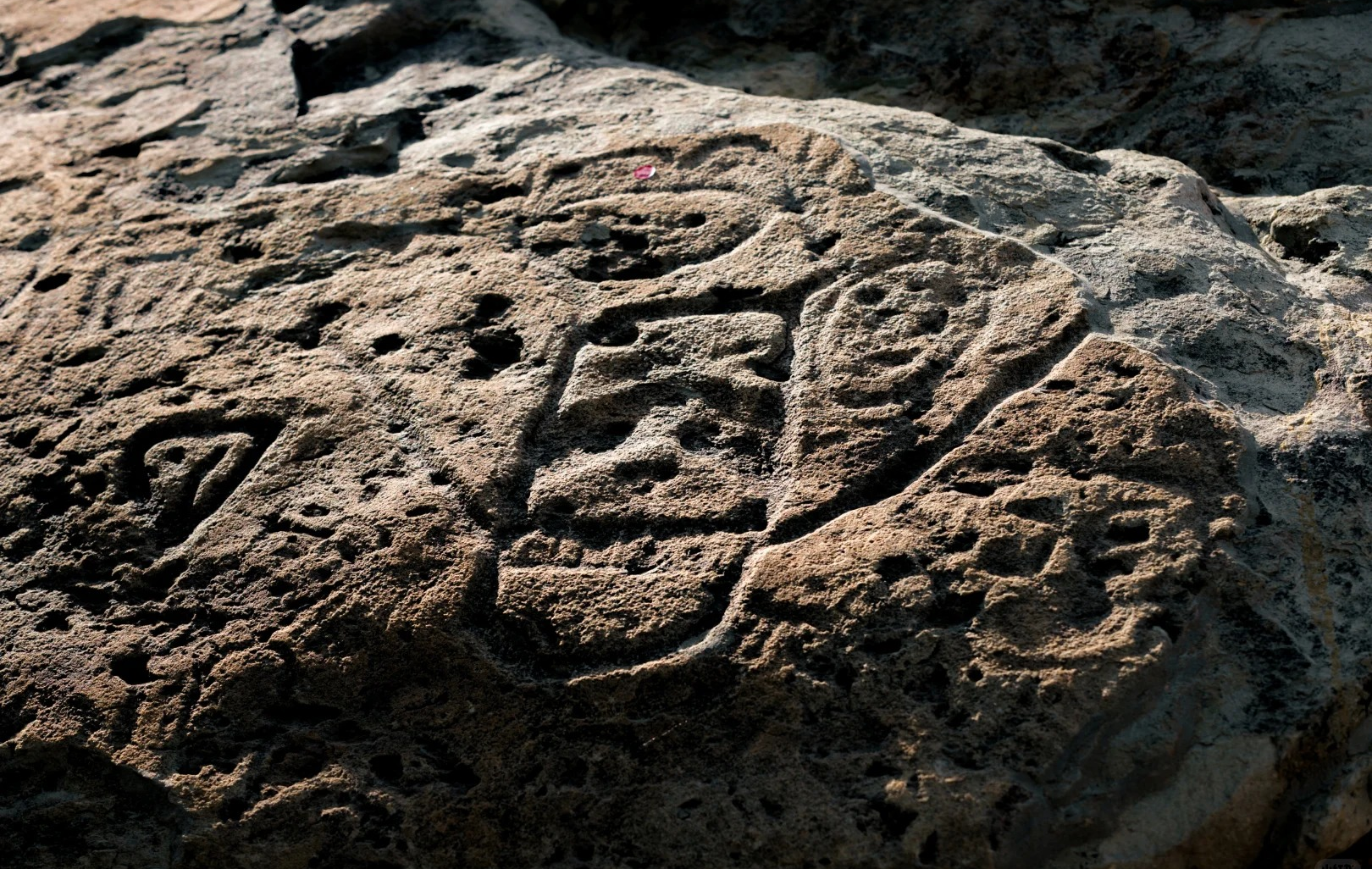 Helan Mountain Rock Carvings: un voyage à travers une épopée de pierre de dix mille ans-4