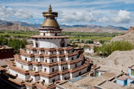 Buddhist temple tour