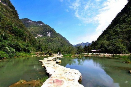 Exploring Guizhou: A  Two-Day and One-Night Cultural Journey in China
