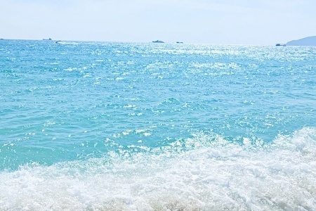 China Tour: Exploring the Fun of the Island with Kids