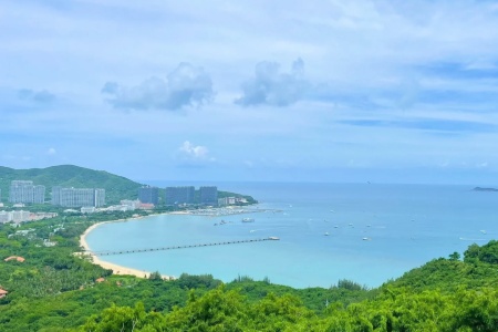Sanya Tour Guide: Witness the Sweetness of Love and the Charm of Sanya