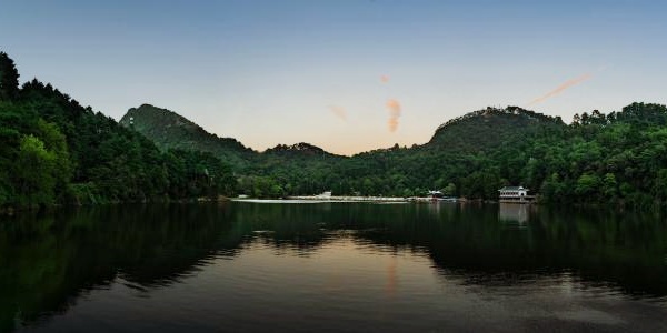 1741071839561.jpg Qianling Moutain.jpg