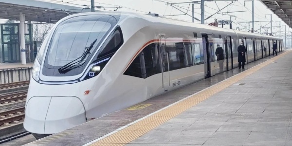 shanghai to beijing train.jpg