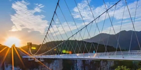 Zhangjiajie Grand Canyon and Glass Bridge，best places to travel in zhangjiajie.jpg