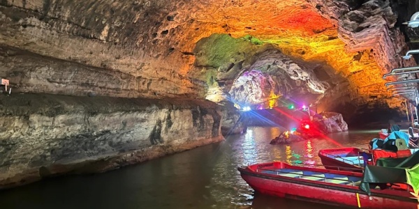 the Yellow Dragon Cave，best places to travel in zhangjiajie.jpg
