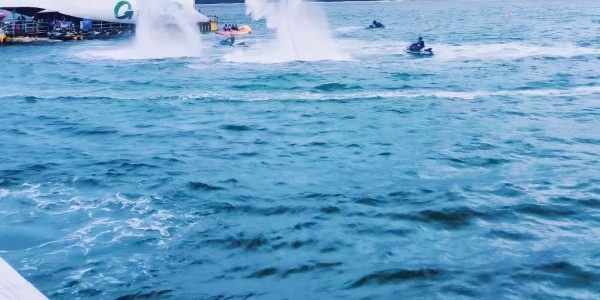 Wuzhizhou Island Tourist Area,sanya,china, tourist spots in high season.jpg