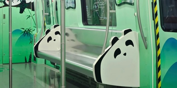 1743566799502.jpg subway.jpg