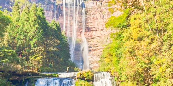 Which attraction in Chongqing is considered the best place，china tour,Wangxiangtai Waterfall.jpg