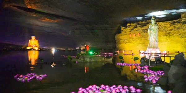 Chongqing Mountain,Chongqing UNESCO,China tour,Ancient Buddha Cave.jpg