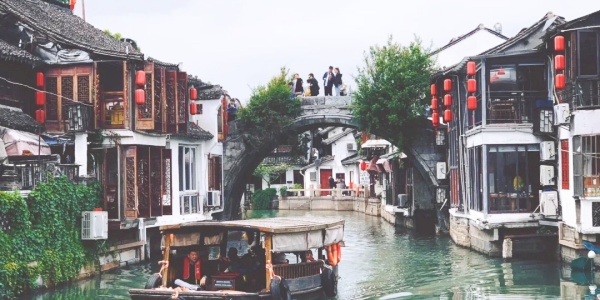 shanghai honeymoon,china tour,zhujiajiao ancient town.jpg